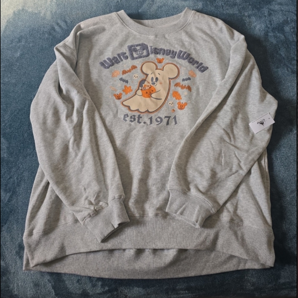 Gray Cutie Ghost Walt Disney World Sweatshirt NWT Size Large